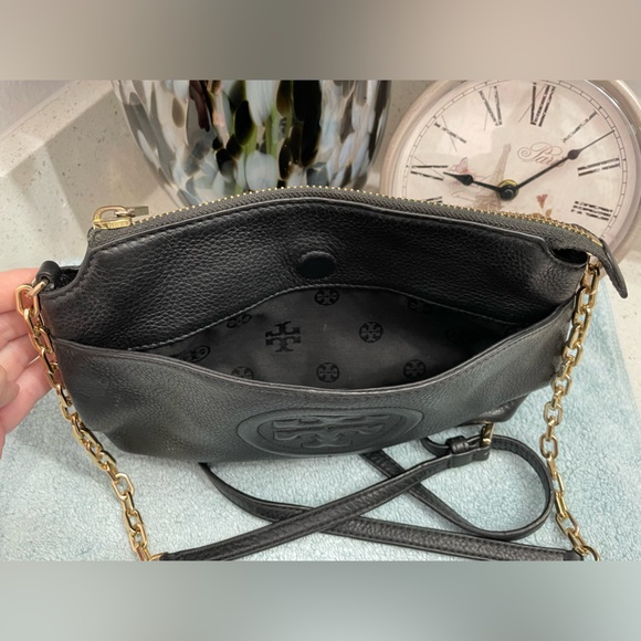 Tory Burch Bombe Black Leather Crossbody with Gold Chain Accents - Picture 6 of 14
